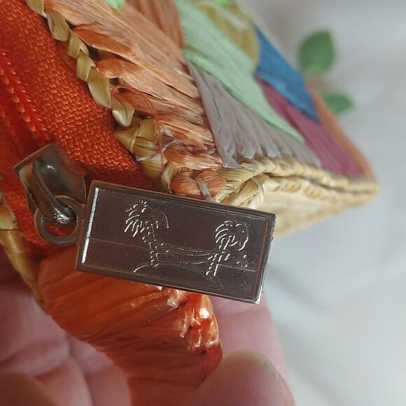 Sun "N" Sand. Perfect Vacation Straw Hand Bag. Like New! - Picture 11 of 11